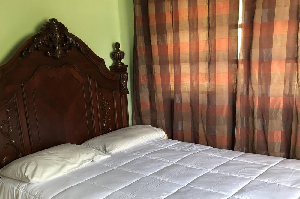 Photo of Bedroom in McKann's Settlement