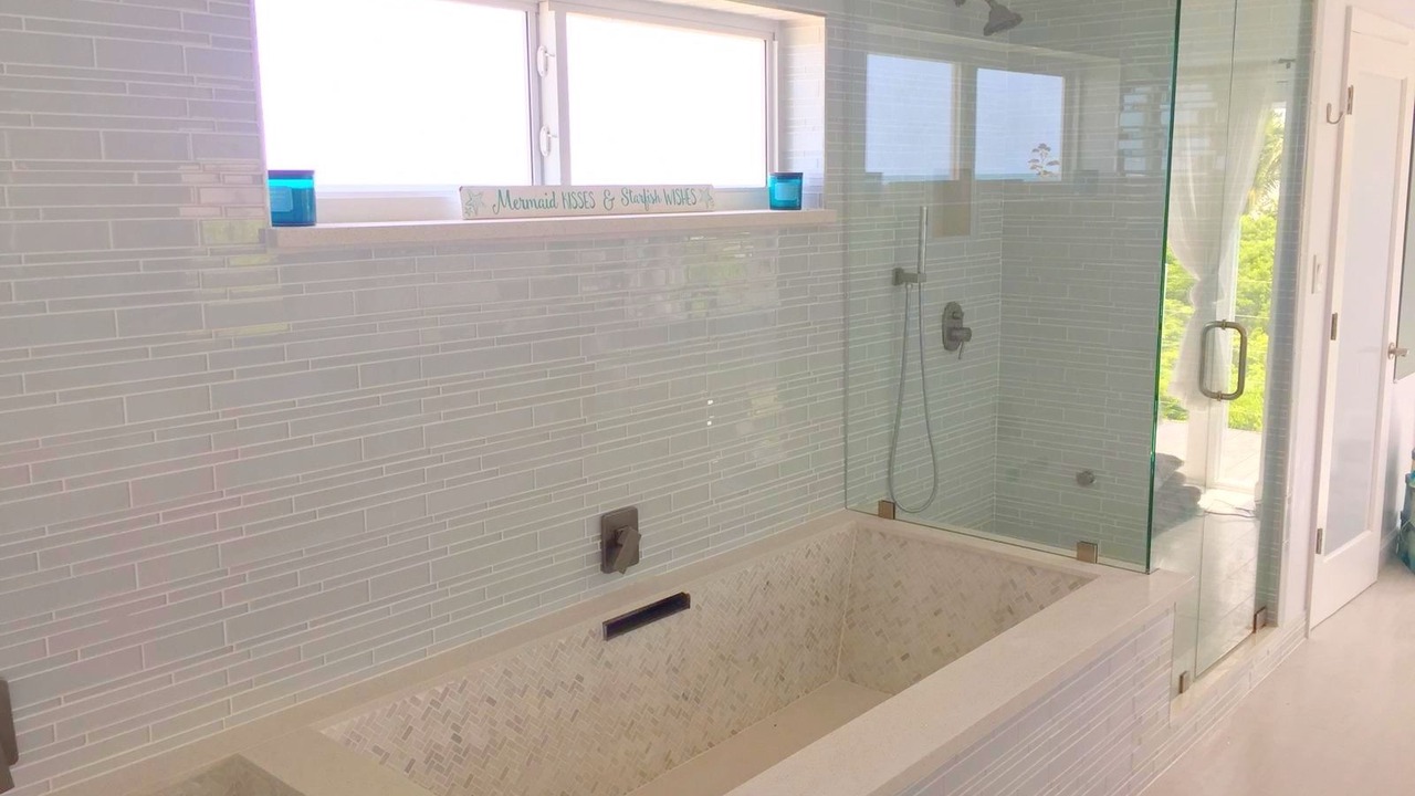 Photo of Bathroom in Governor's Harbour