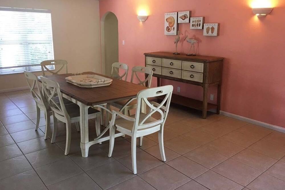 Photo of Kitchen in Windsor Park