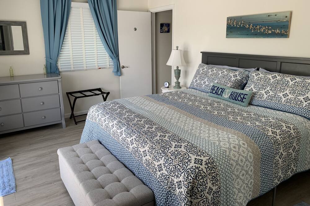 Photo of Bedroom in Treasure Cay