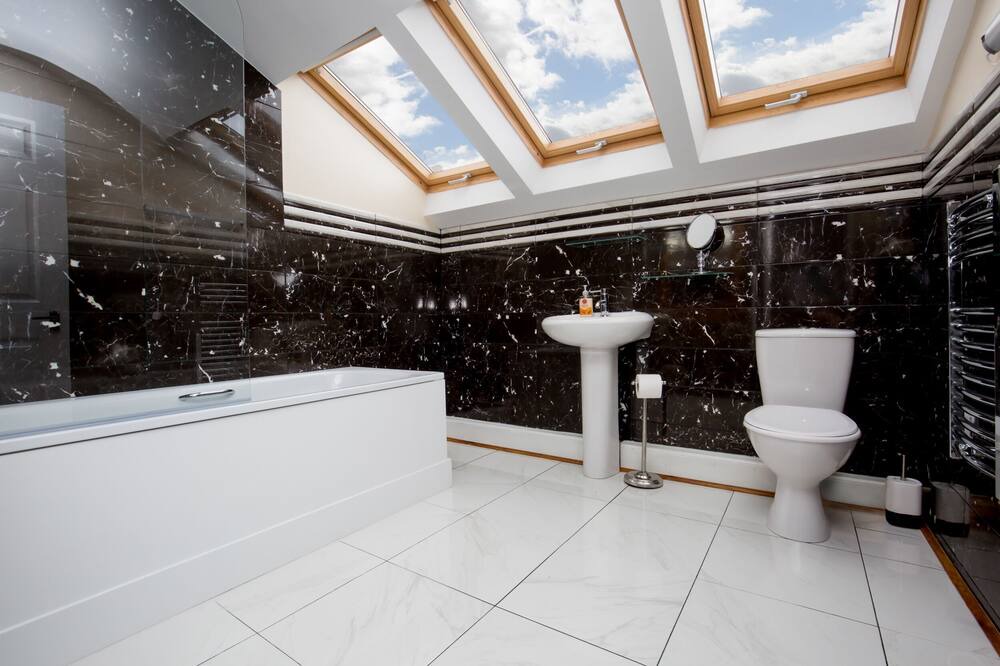 Photo of Bathroom in Hope Street