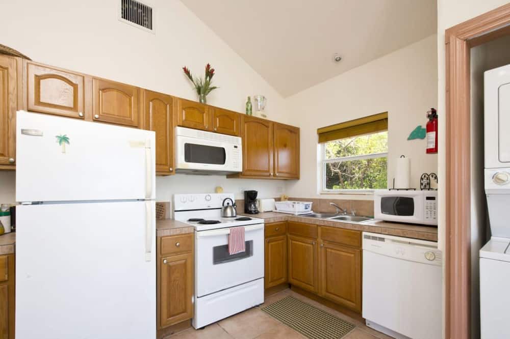 Photo of Kitchen in Rainbow Bay