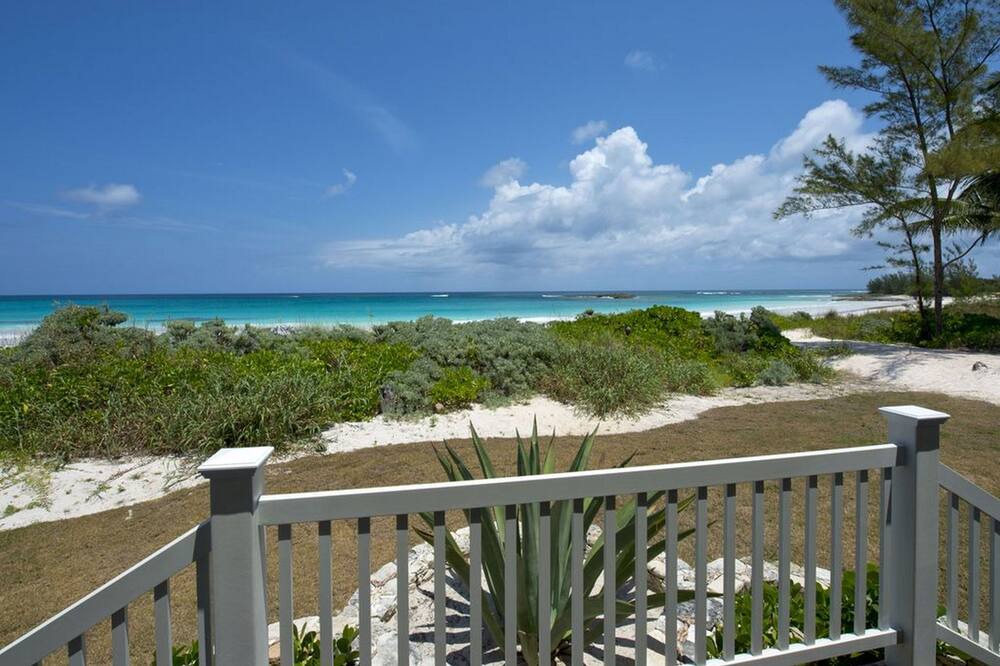 Photo of Patio Balcony in Governor's Harbour