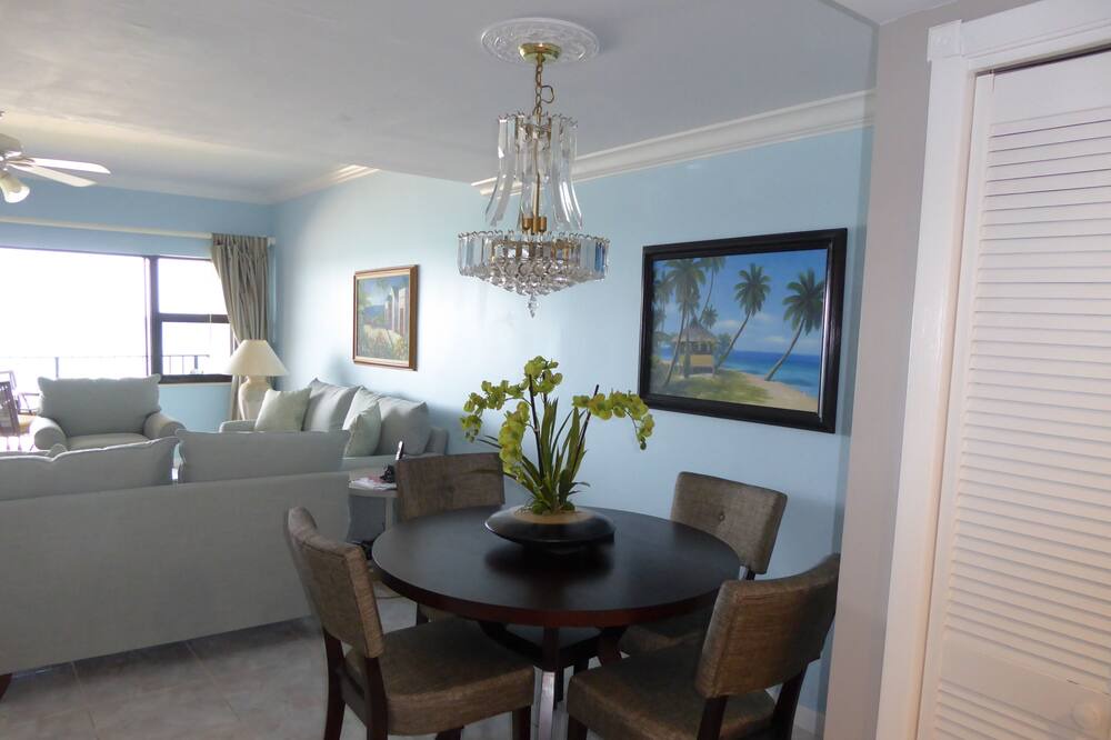 Photo of Kitchen in Bahamas Terrace