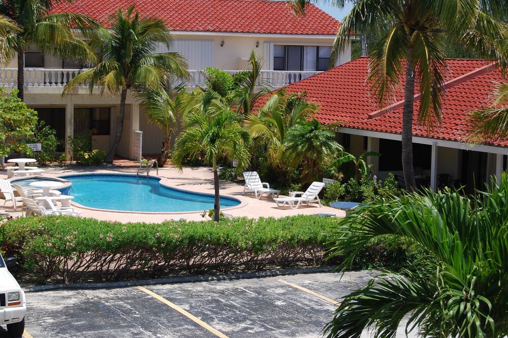 Photo of Outdoor in Bahamas Terrace