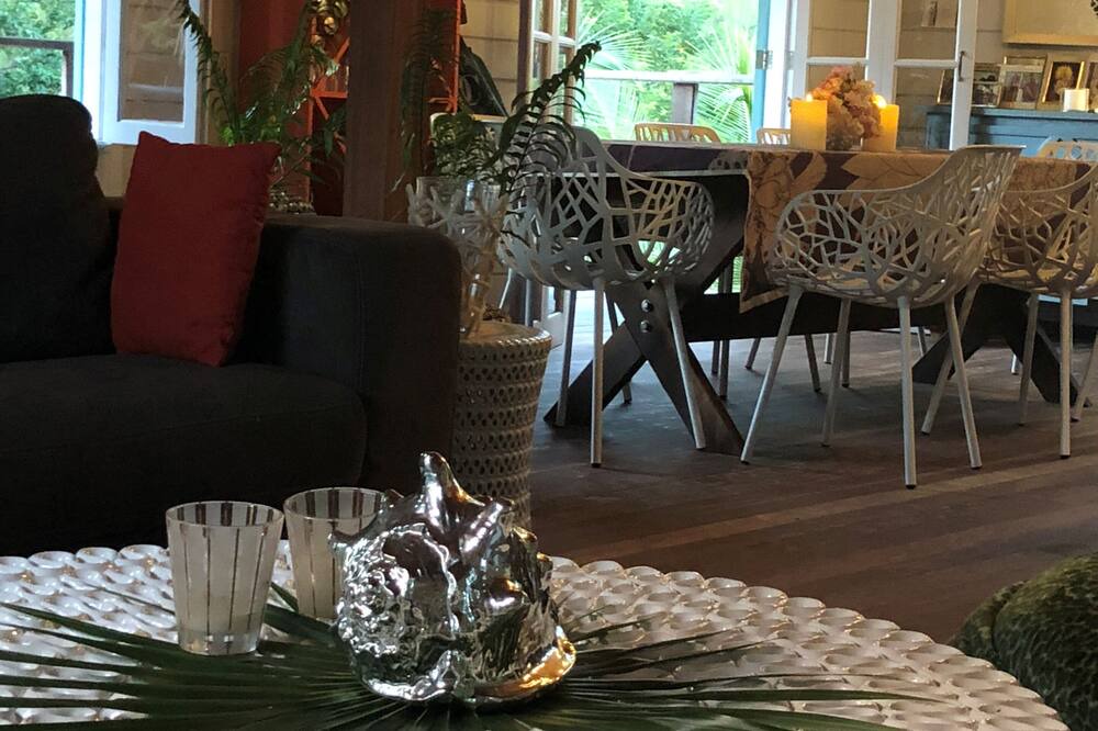 Photo of Livingroom in Triana Shores