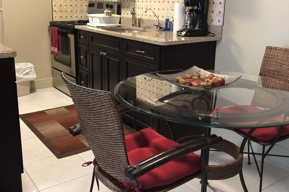 Photo of Kitchen in Williams Town