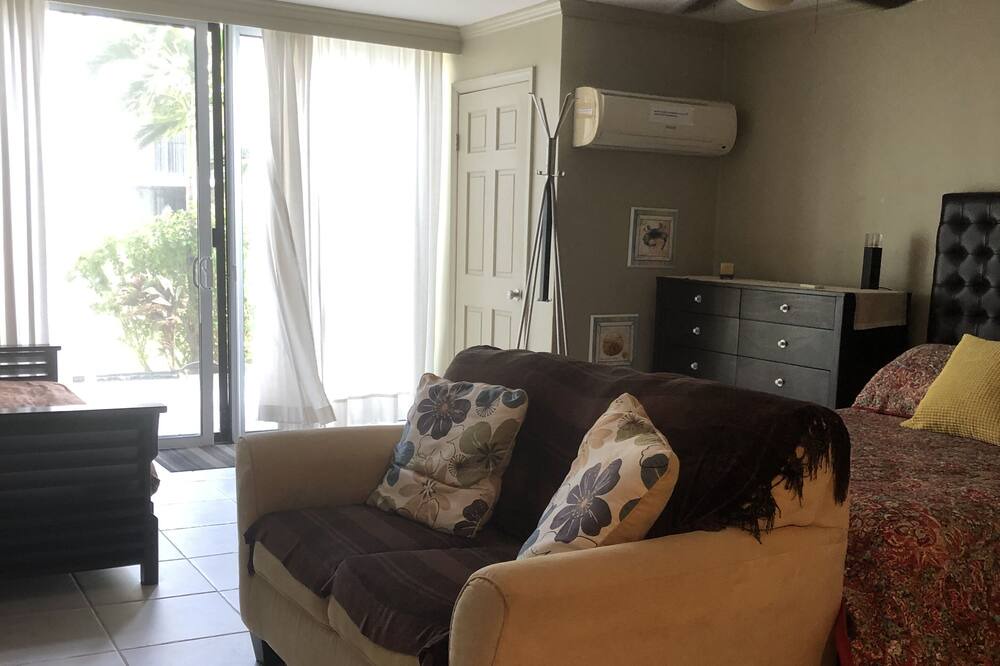 Photo of Livingroom in Williams Town
