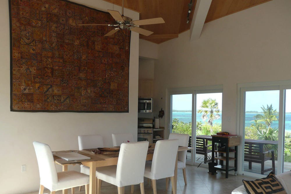 Photo of Bedroom in Winding Bay