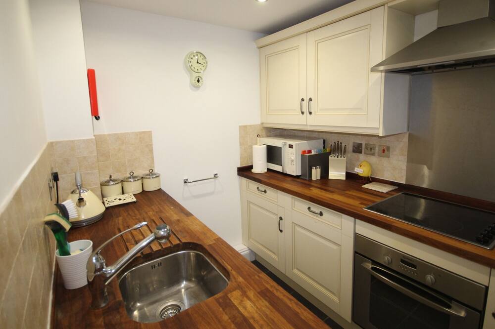 Photo of Kitchen in Harpenden