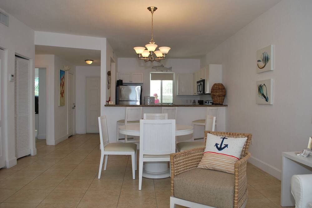 Photo of Kitchen in North Bimini