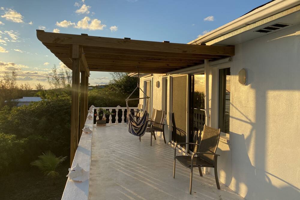 Photo of Patio Balcony in Rainbow Bay
