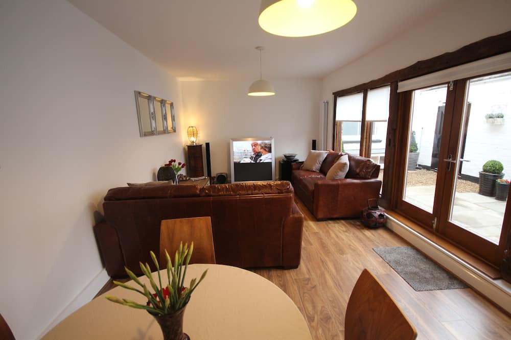 Photo of Livingroom in Harpenden