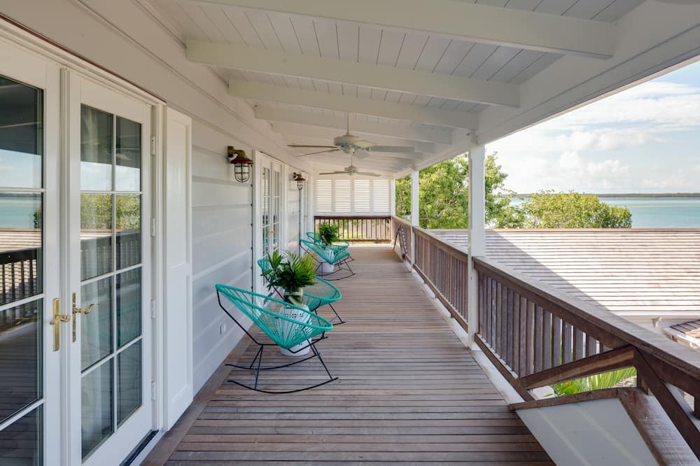Photo of Patio Balcony in Dunmore Town