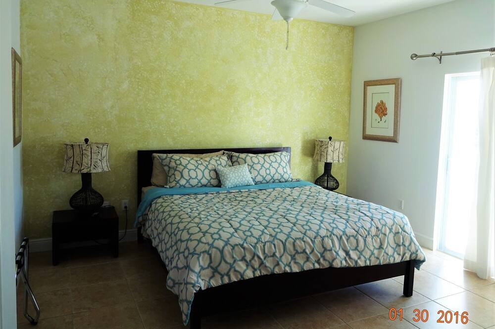 Photo of Bedroom in Alice Town