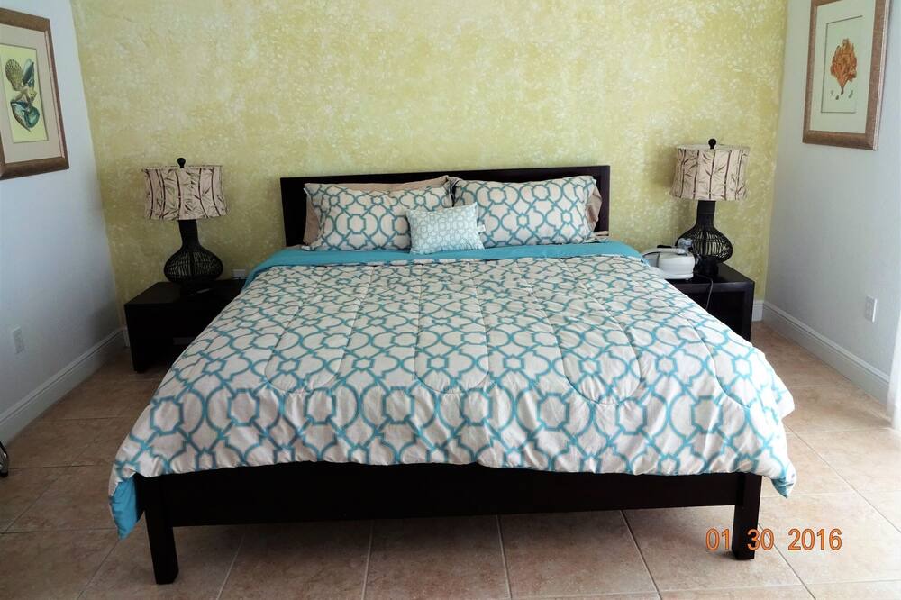 Photo of Bedroom in Alice Town