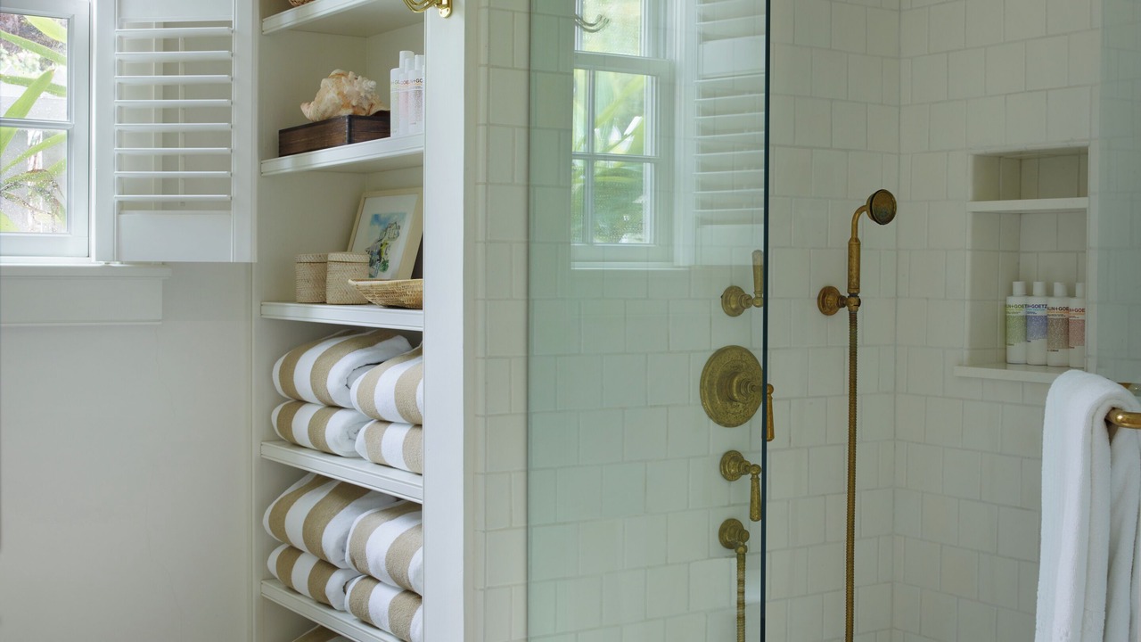 Photo of Bathroom in Dunmore Town