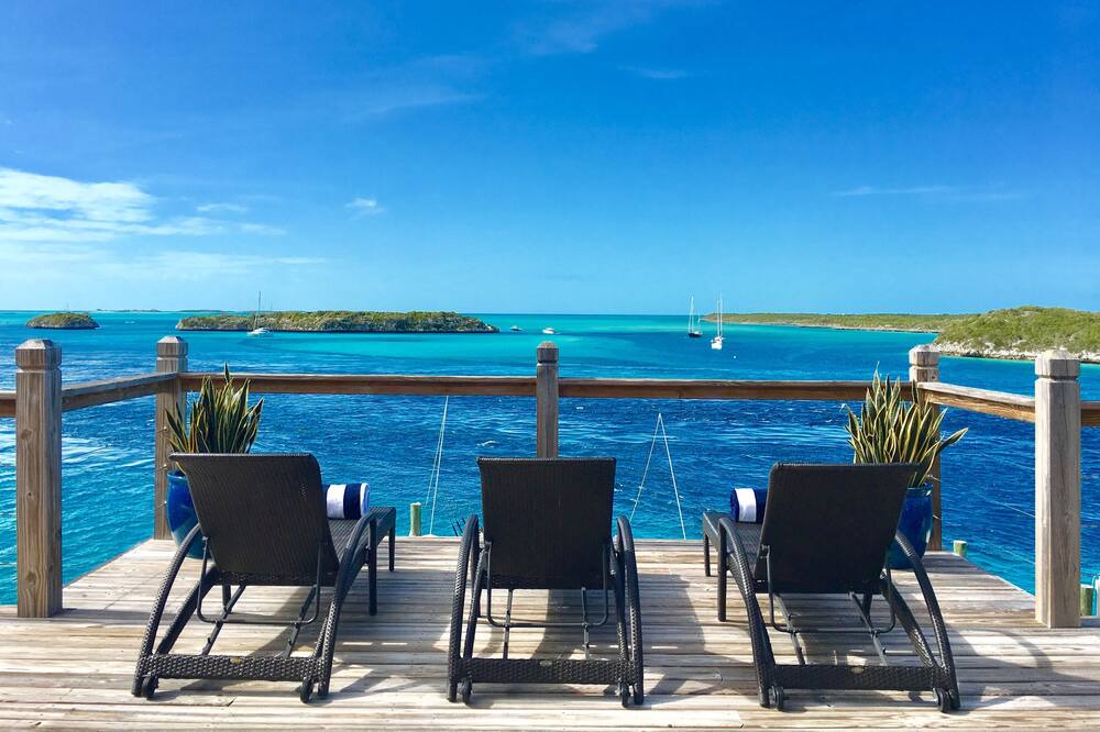 Photo of Patio Balcony in Staniel Cay