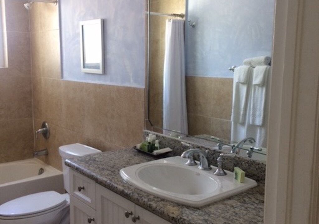 Photo of Bathroom in Alice Town