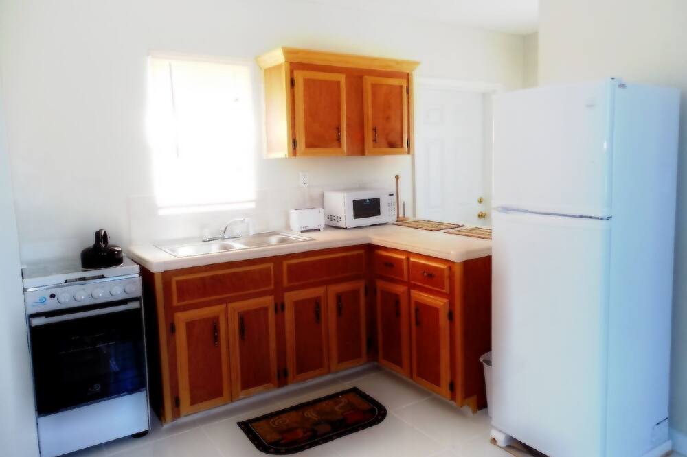 Photo of Kitchen in Eleuthera and Harbour Island