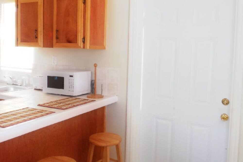 Photo of Kitchen in Eleuthera and Harbour Island