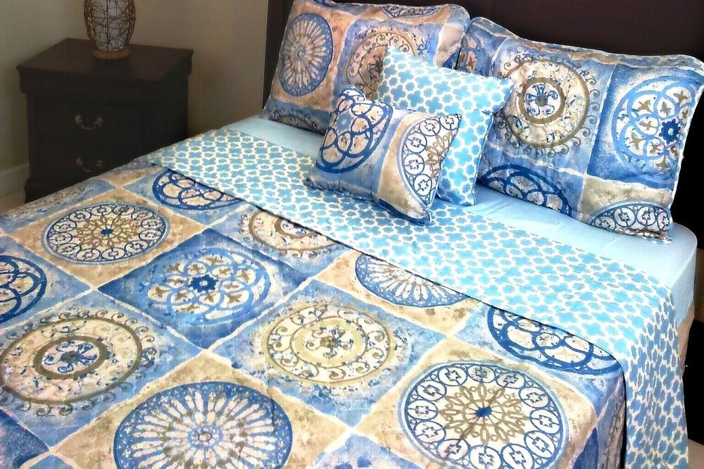 Photo of Bedroom in Eleuthera and Harbour Island