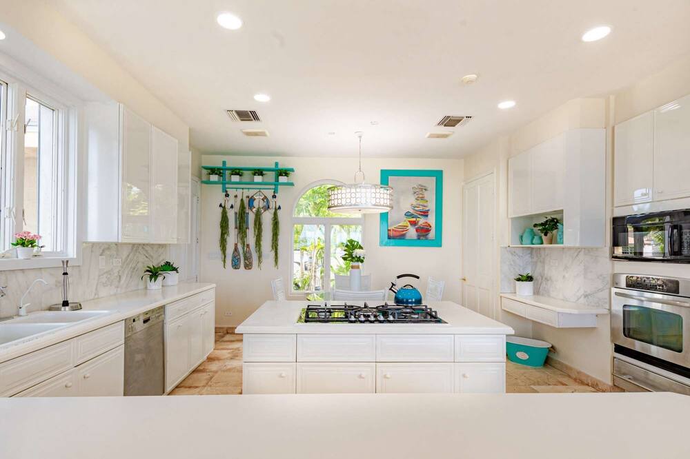 Photo of Kitchen in Nassau