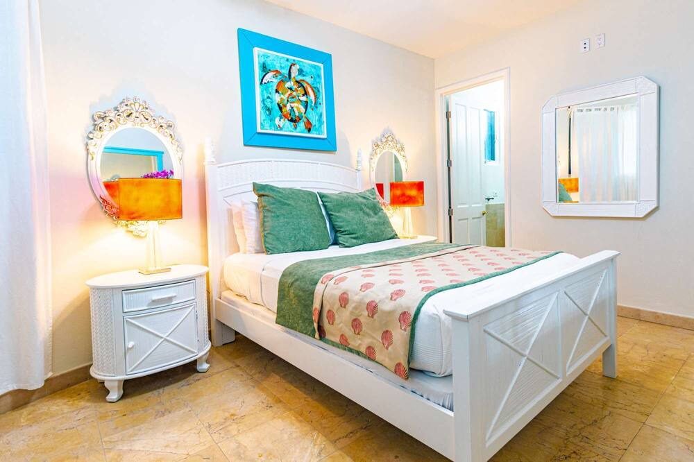 Photo of Bedroom in Nassau