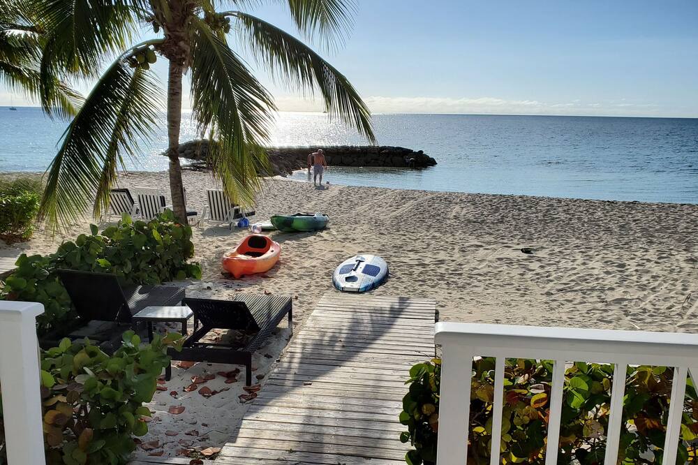 Photo of Others in Palm Cay