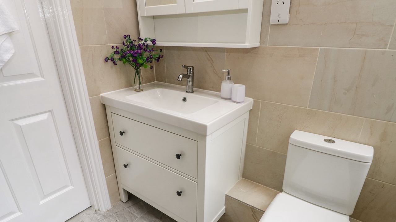 Photo of Bathroom in Loftus