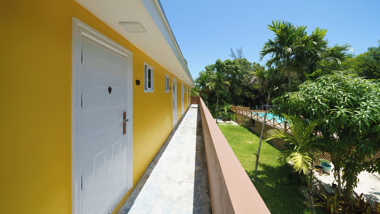 Photo of Outdoor in Tarpum Bay