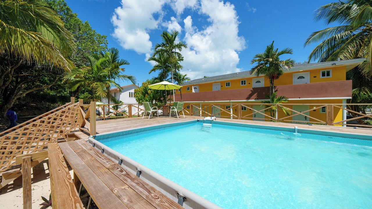 Photo of Outdoor in Tarpum Bay