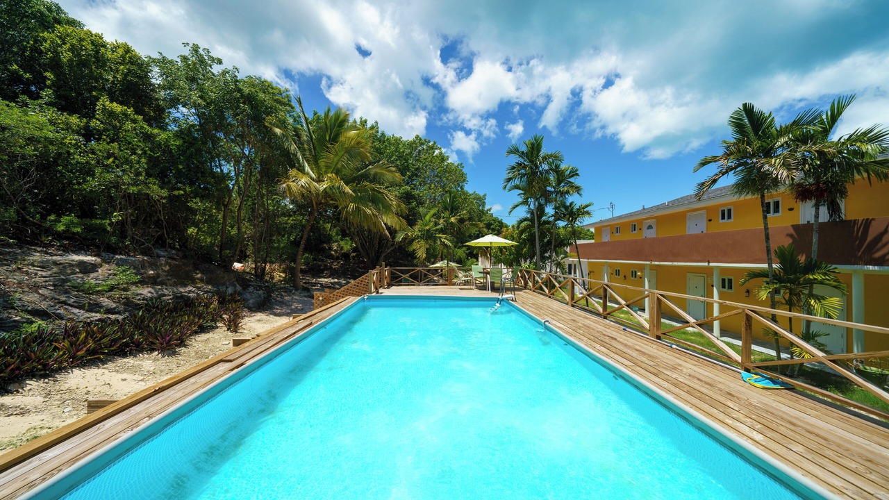 Photo of Outdoor in Tarpum Bay