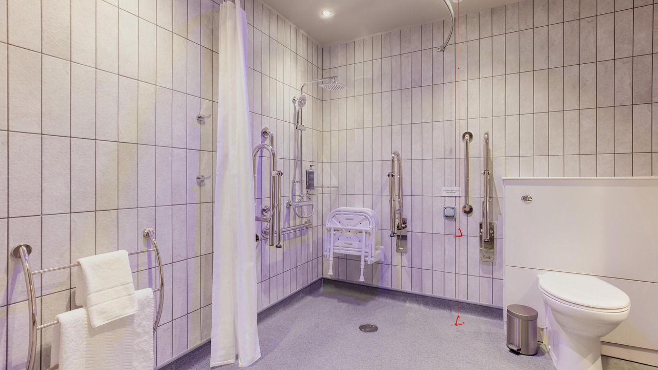 Photo of Bathroom in Cowley