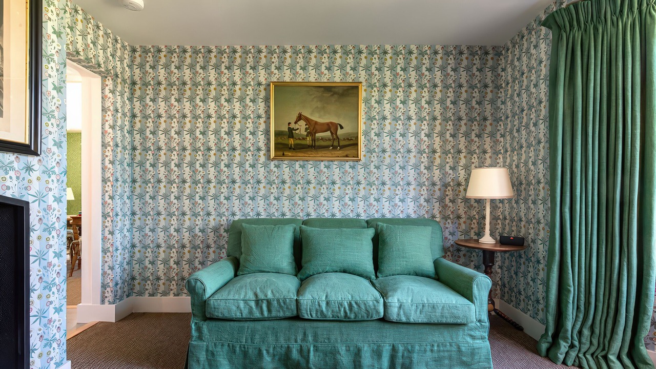 Photo of Livingroom in Waddesdon
