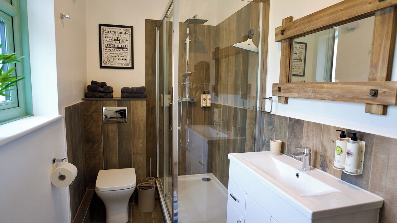 Photo of Bathroom in Tring
