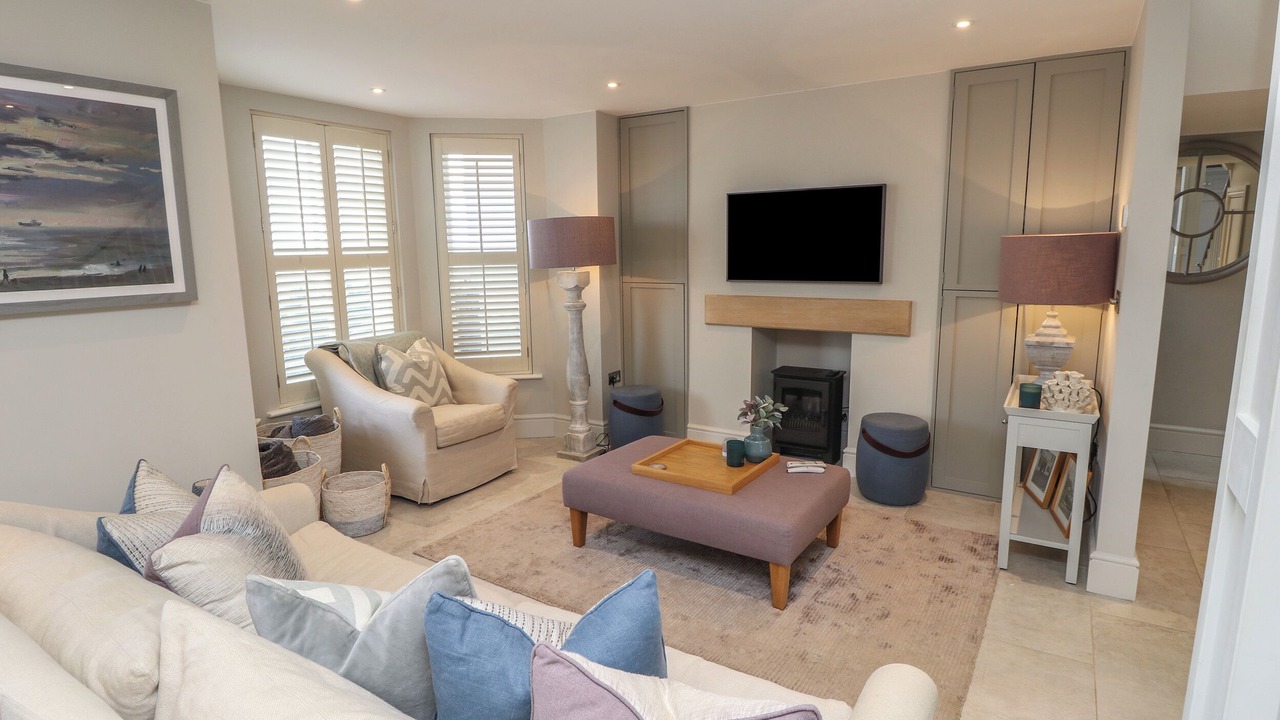 Photo of Livingroom in Nettlestone