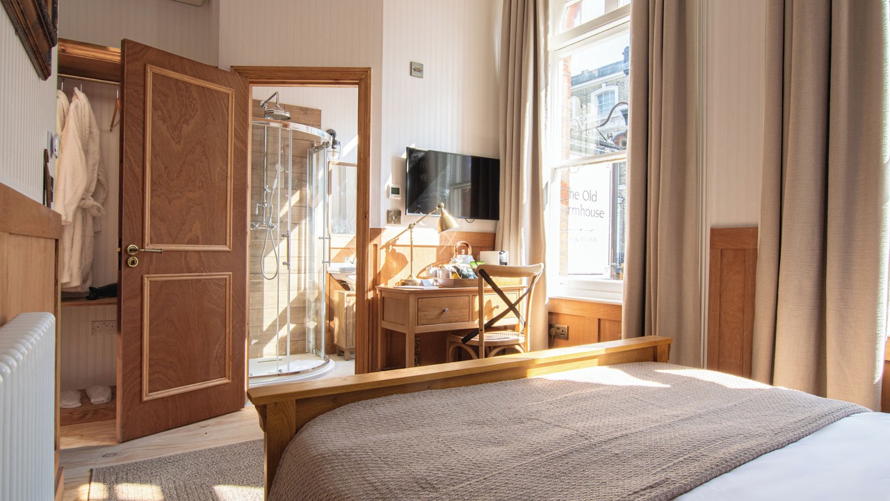 Photo of Bedroom in Kentish Town