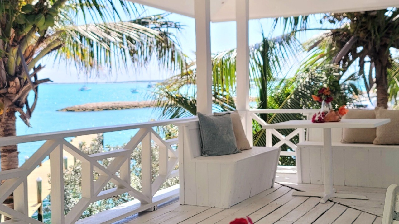 Photo of Patio Balcony in George Town
