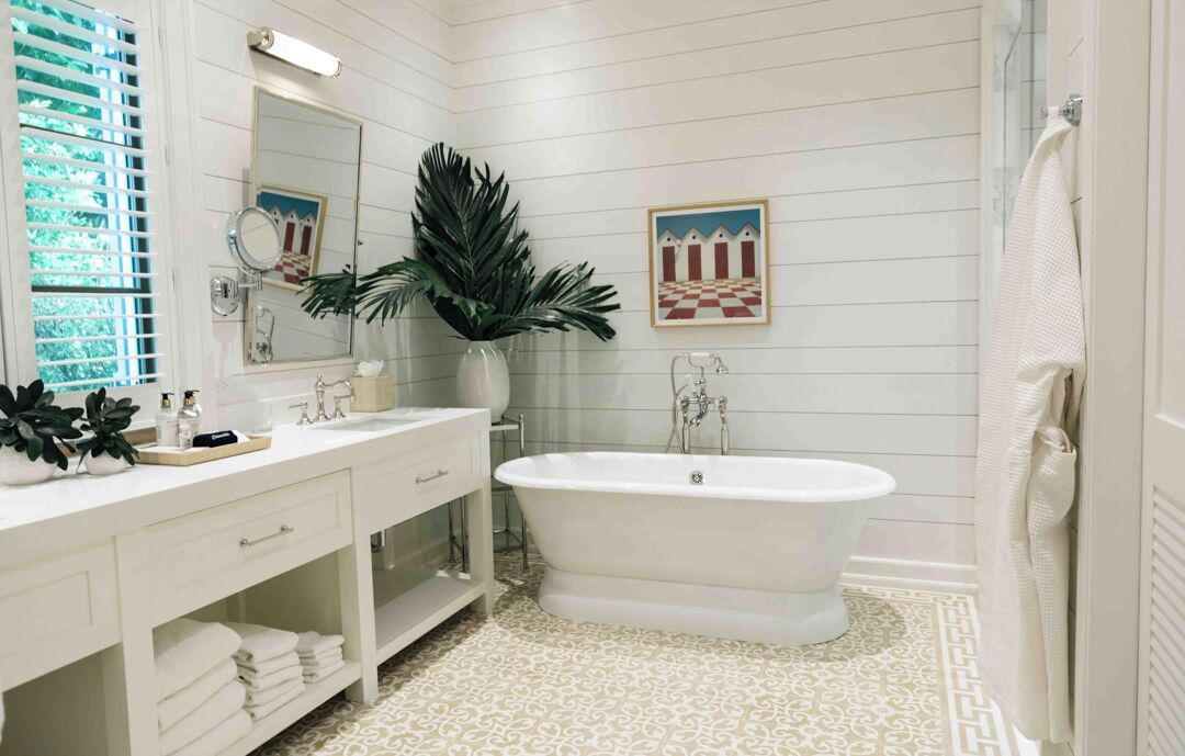 Photo of Bathroom in Dunmore Town