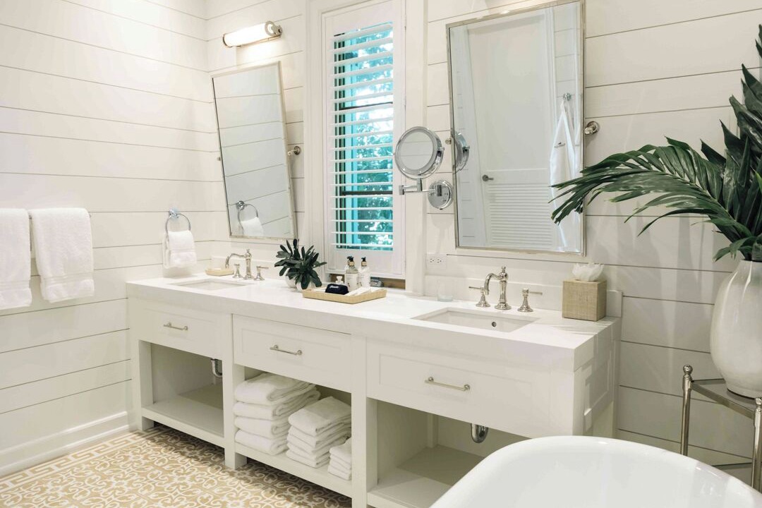 Photo of Bathroom in Dunmore Town
