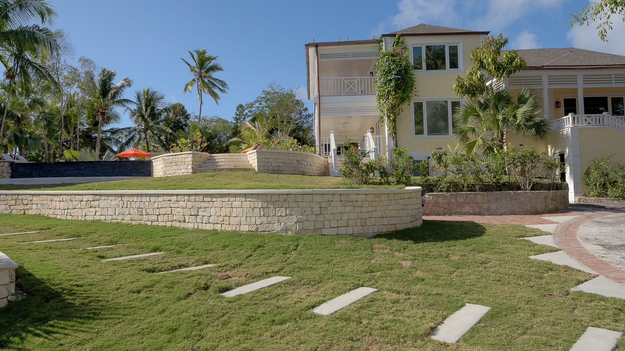 Photo of Outdoor in Nassau