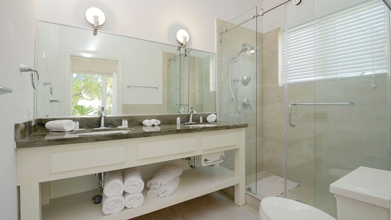 Photo of Bathroom in Nassau