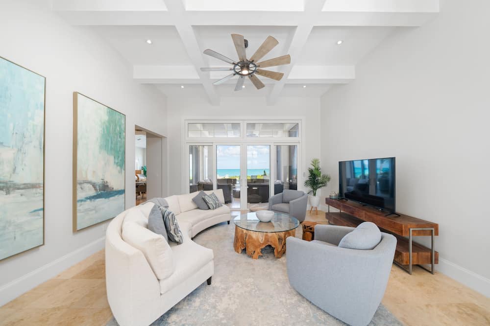 Photo of Livingroom in Great Exuma