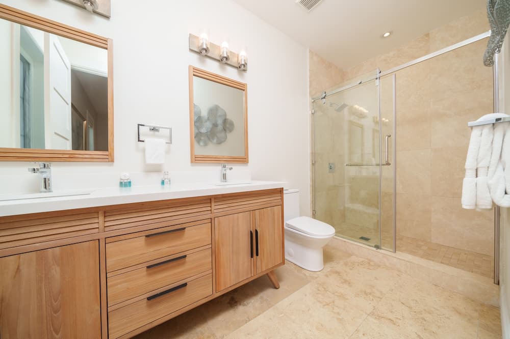 Photo of Bathroom in Great Exuma