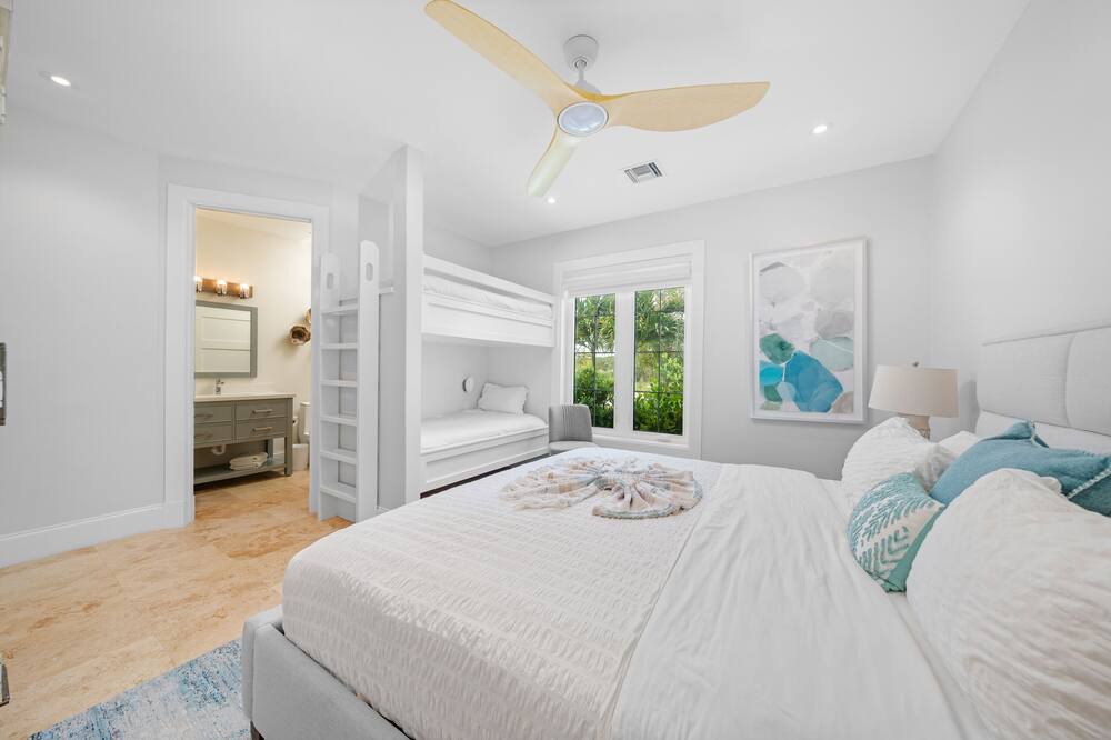 Photo of Bedroom in Great Exuma