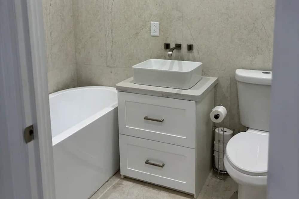 Photo of Bathroom in Downtown Nassau