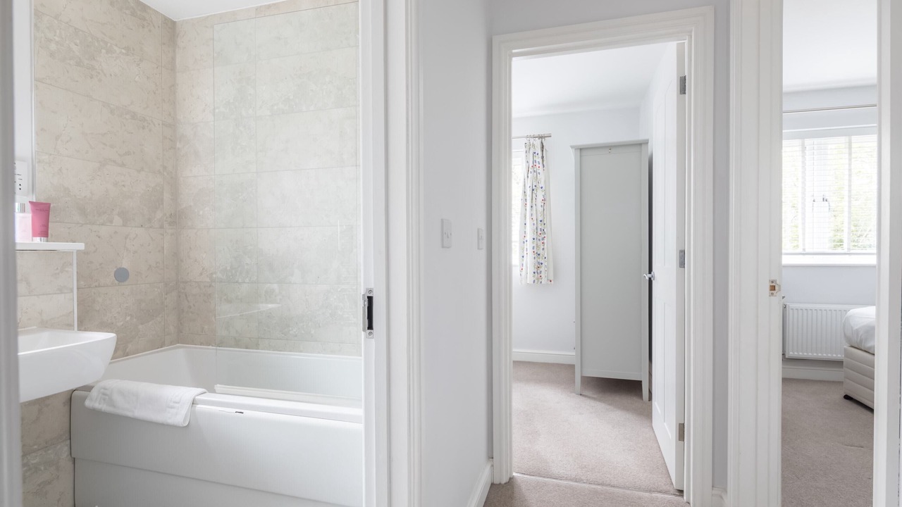 Photo of Bathroom in Duxford