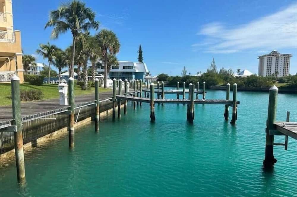 Photo of Others in Bahamia West
