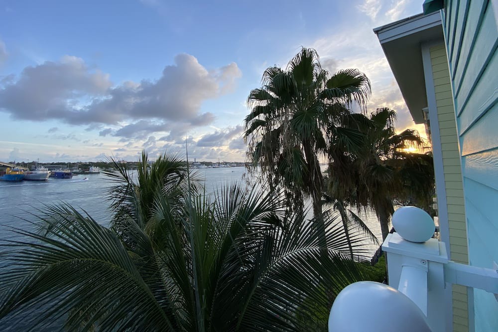 Photo of Outdoor in Downtown Nassau